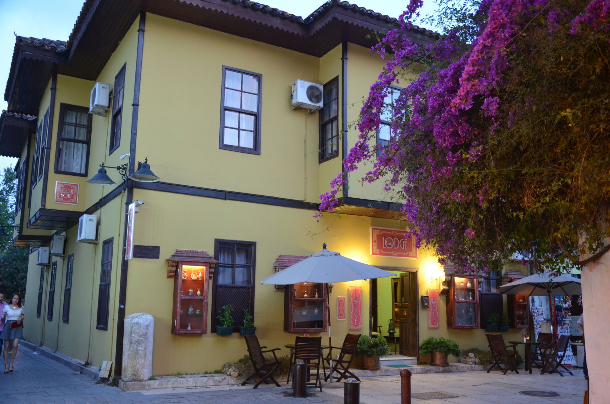 Kaleici Lodge Aparts Анталия Екстериор снимка